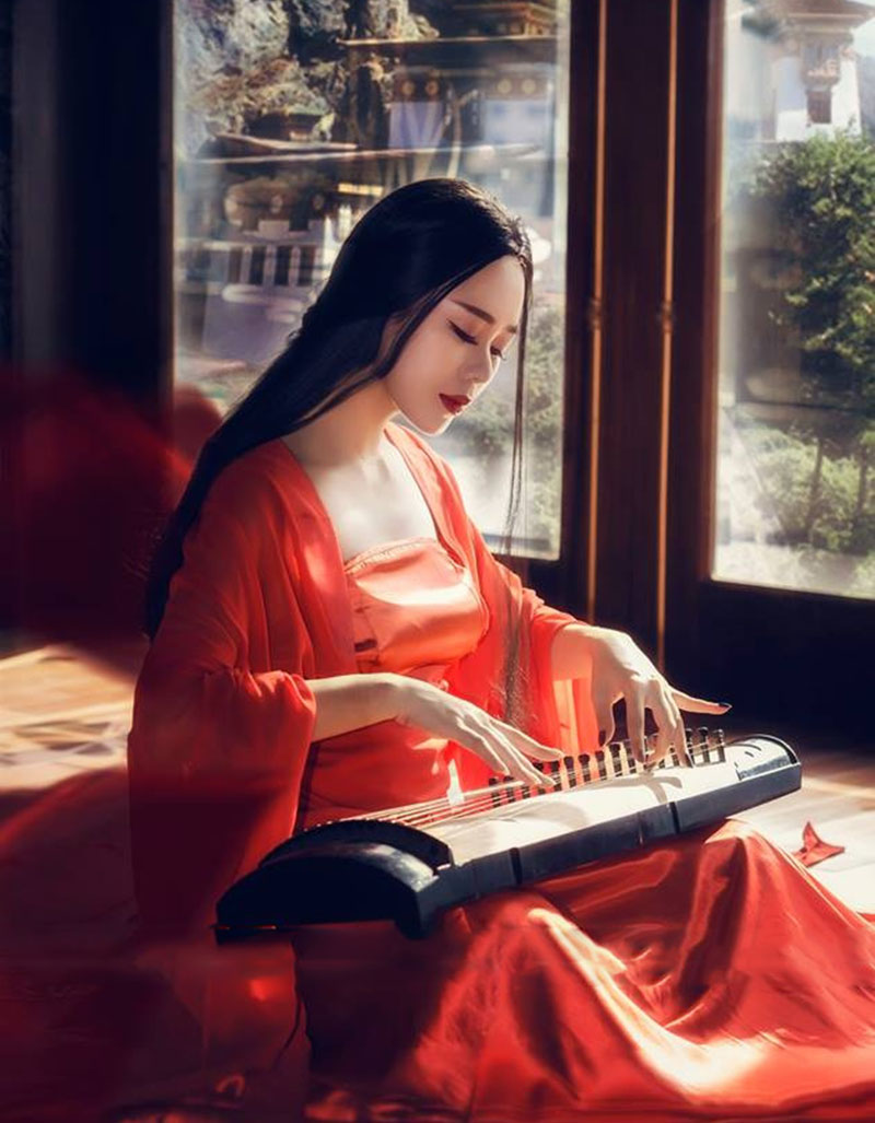 Một lòng tín Phật, tuy nhiên số phận chìm nổi, cô bị người ta lừa bán vào chốn lầu xanh. (Ảnh: pinterest.com)